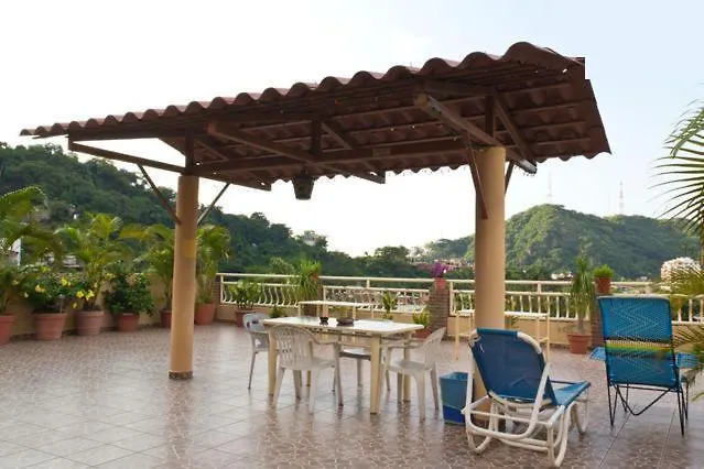 Oasis Hostel Puerto Vallarta