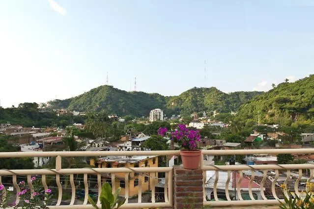 Oasis Hostel Puerto Vallarta